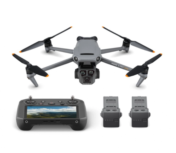 Квадрокоптер DJI Mavic 3 Pro Fly more combo RC PRO